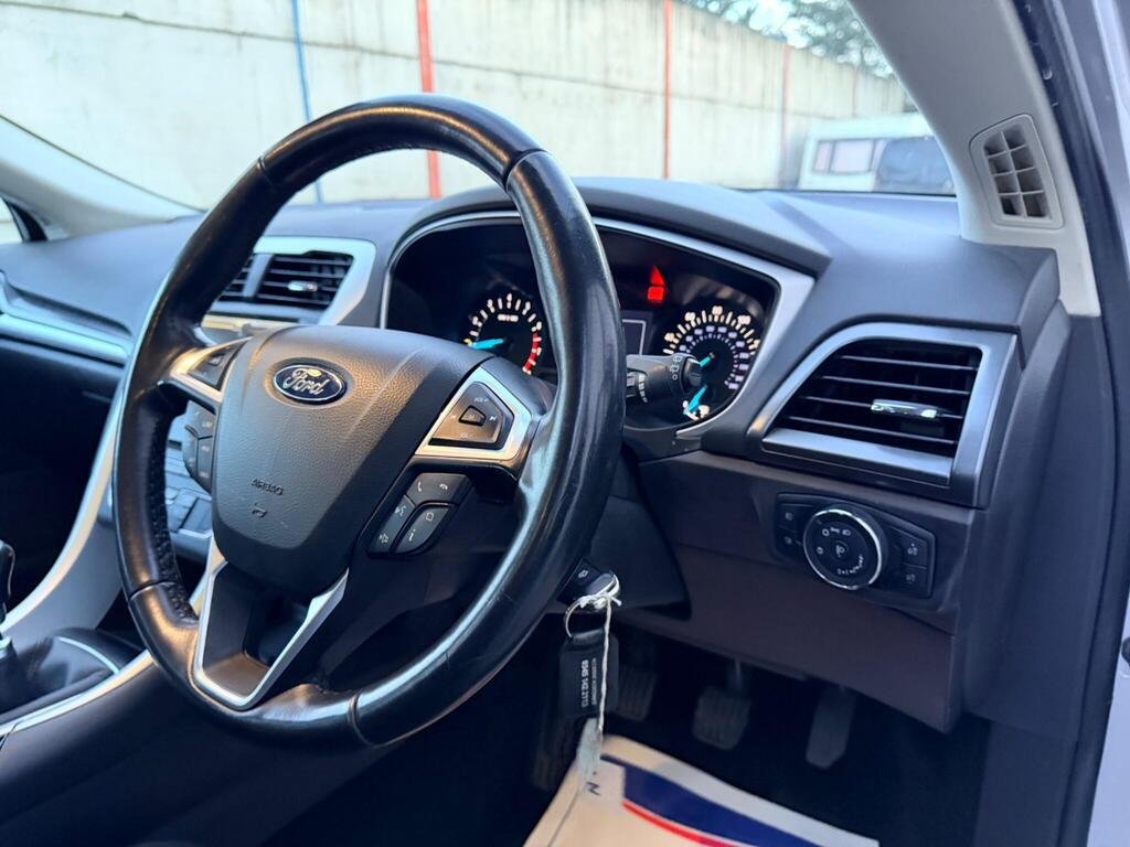 2016 Ford Mondeo