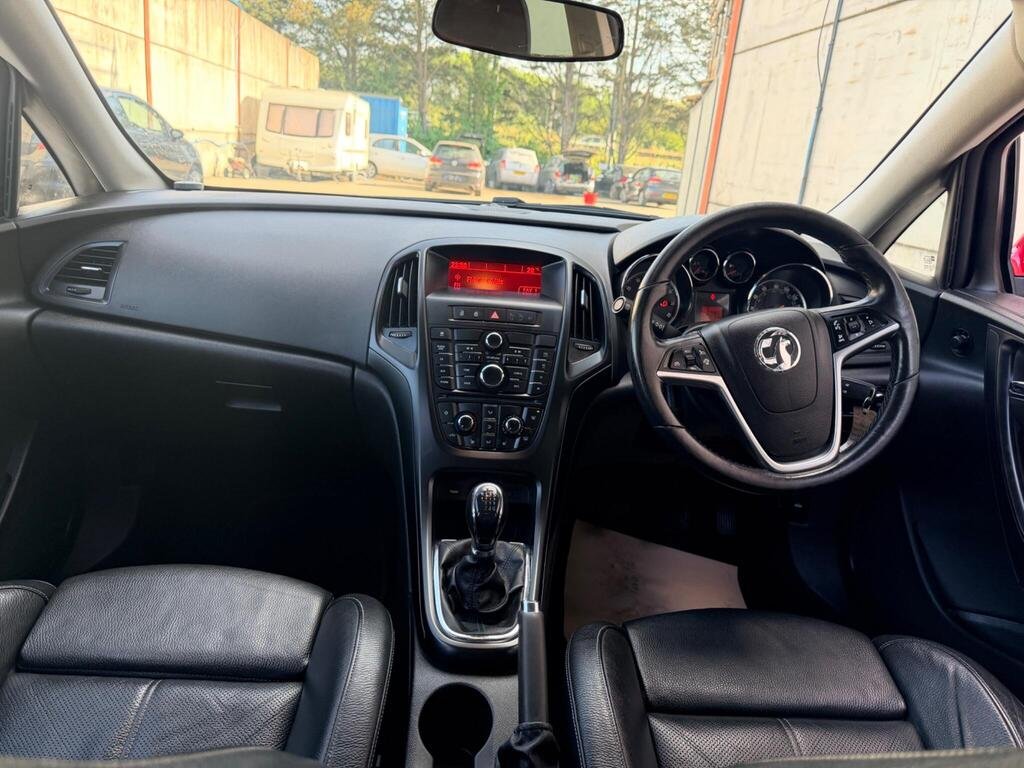 2015 Vauxhall Astra