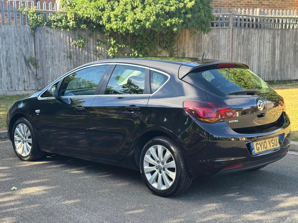 2010 Vauxhall Astra