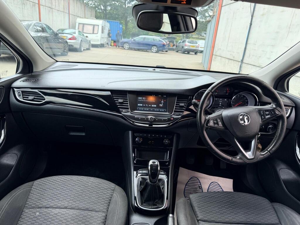 2019 Vauxhall Astra