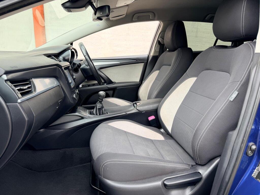 2015 Toyota Avensis