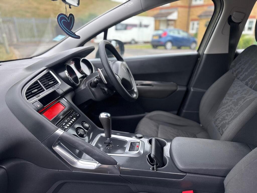 2012 Peugeot 3008