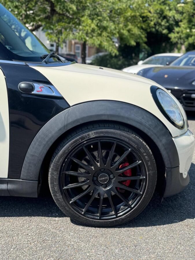 2012 MINI Hatch