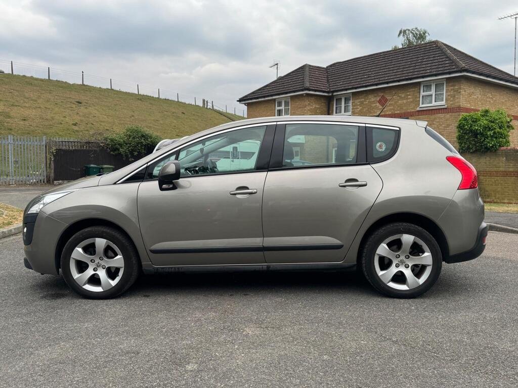2012 Peugeot 3008