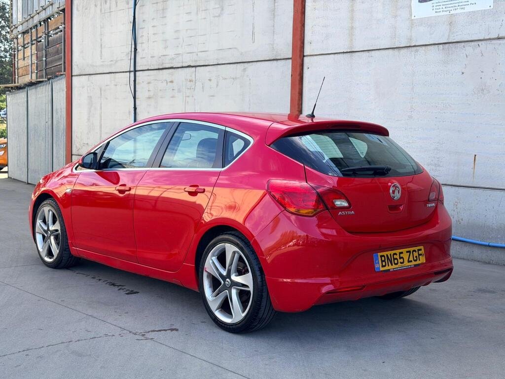 2015 Vauxhall Astra