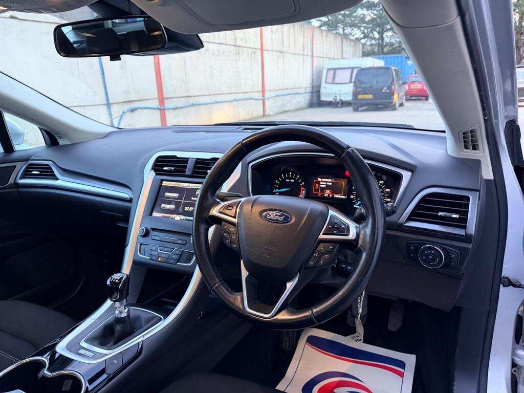 2016 Ford Mondeo