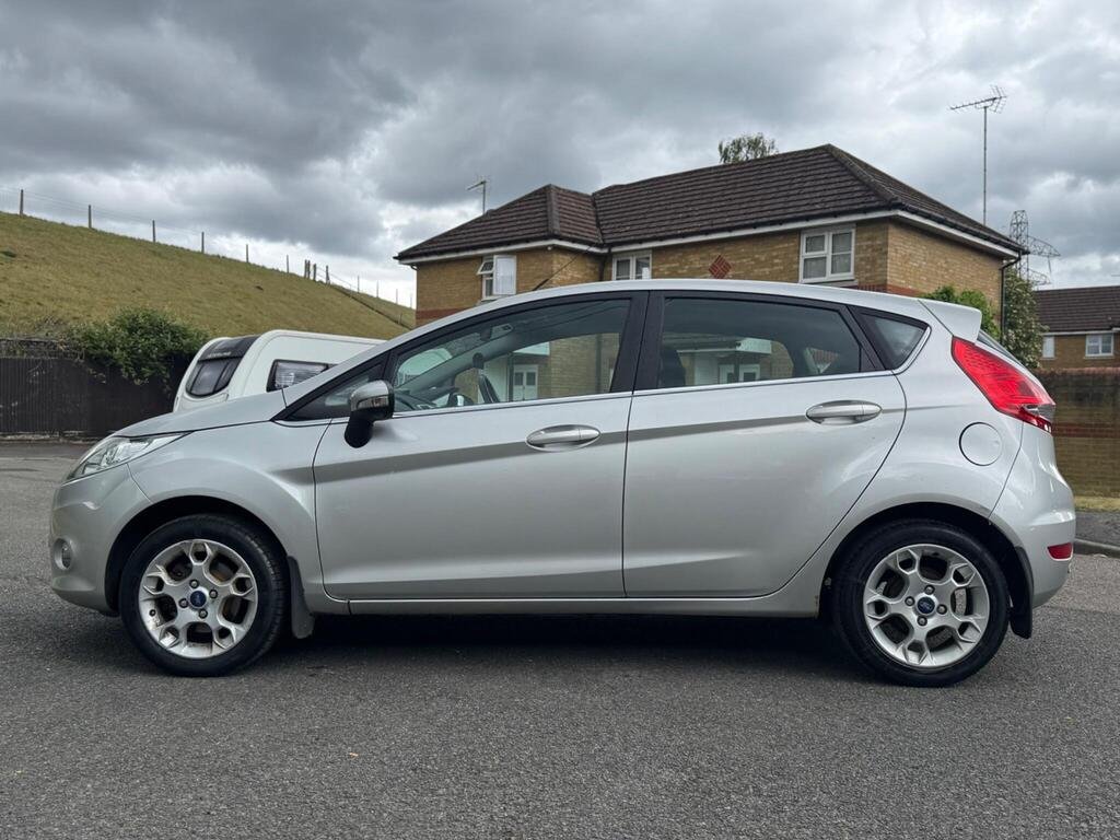 2011 Ford Fiesta