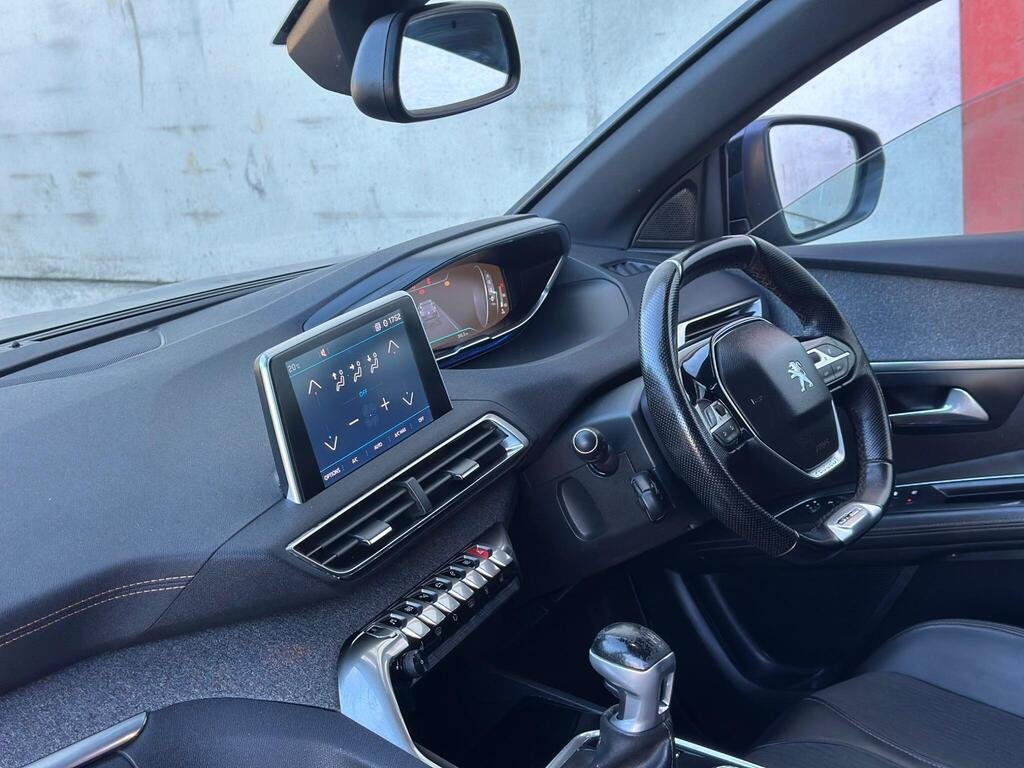 2018 Peugeot 3008
