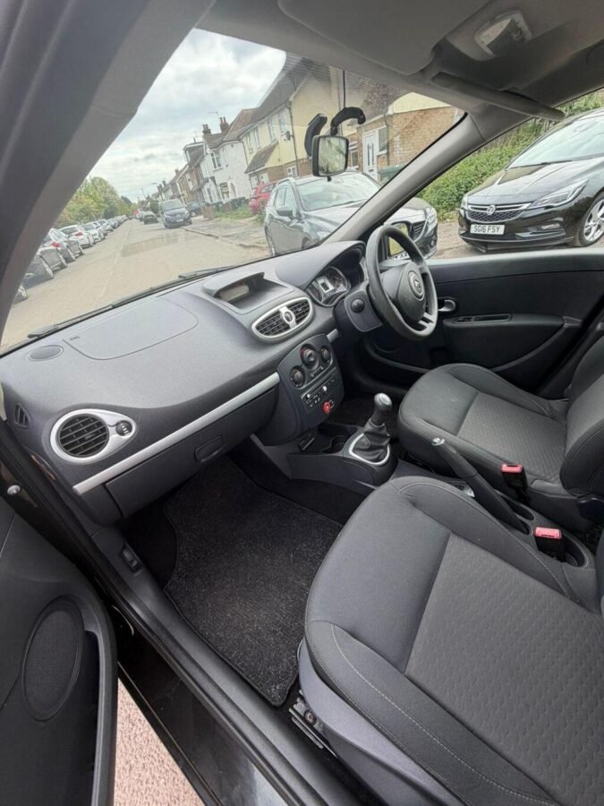 2010 Renault Clio