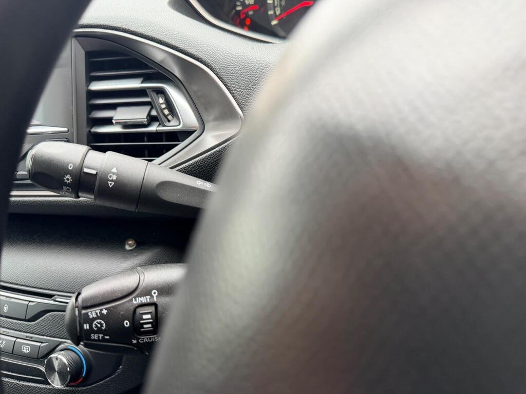 2017 Peugeot 308