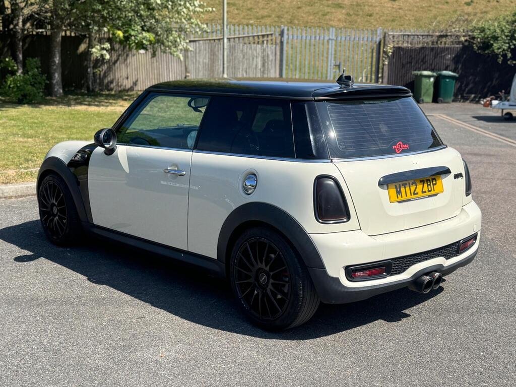 2012 MINI Hatch