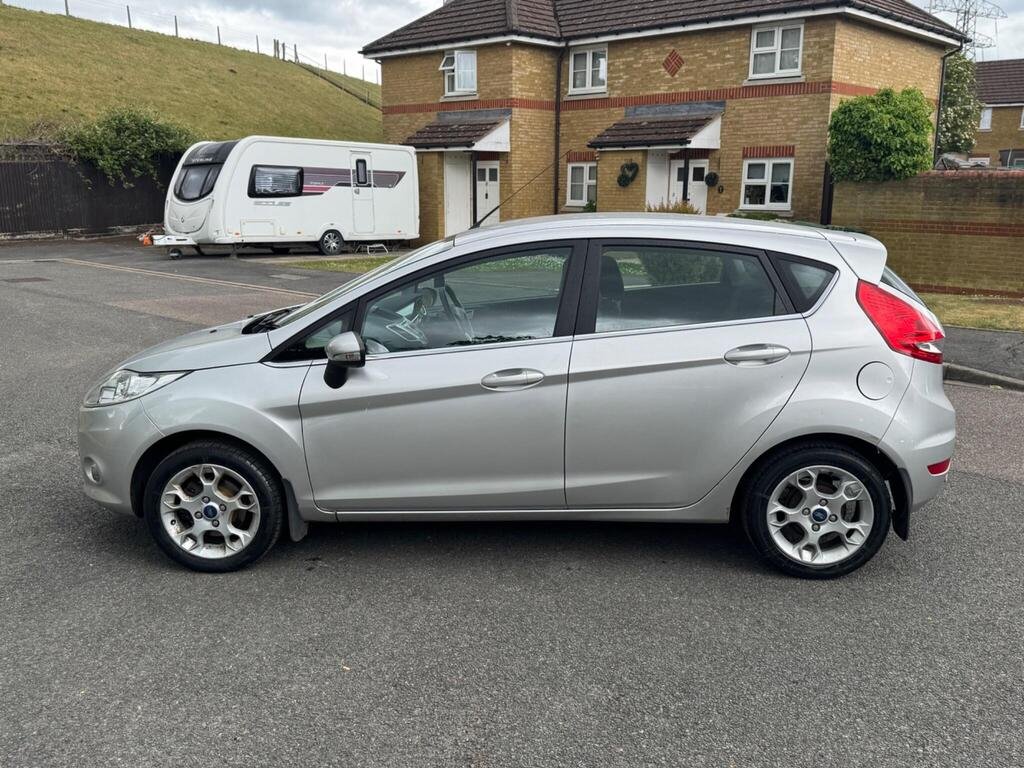 2011 Ford Fiesta