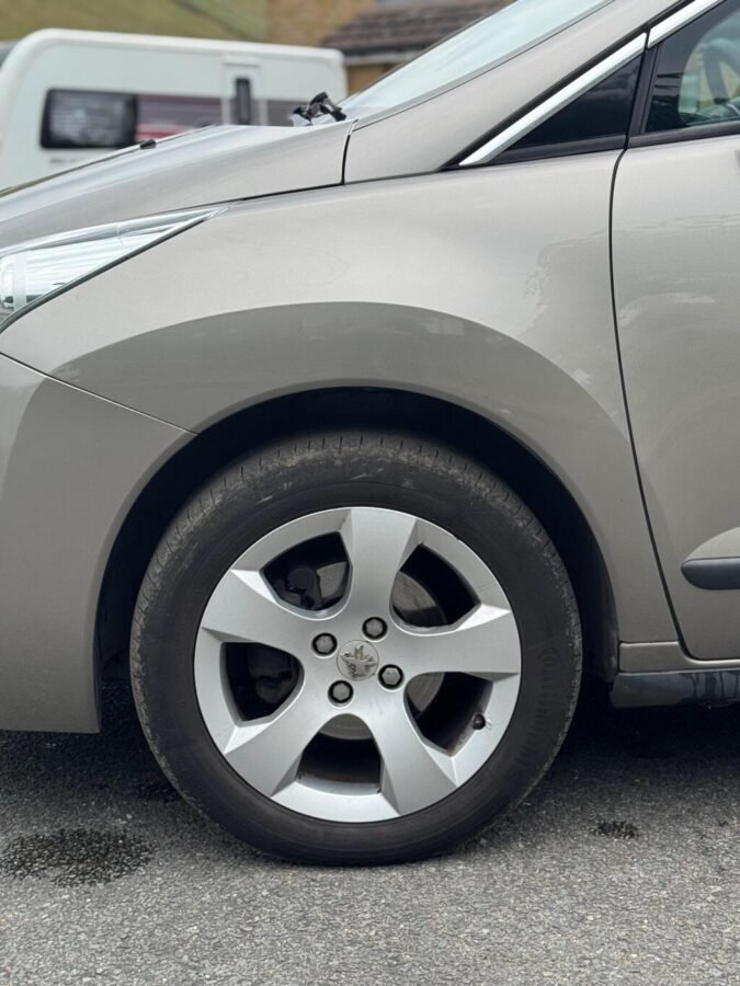 2012 Peugeot 3008