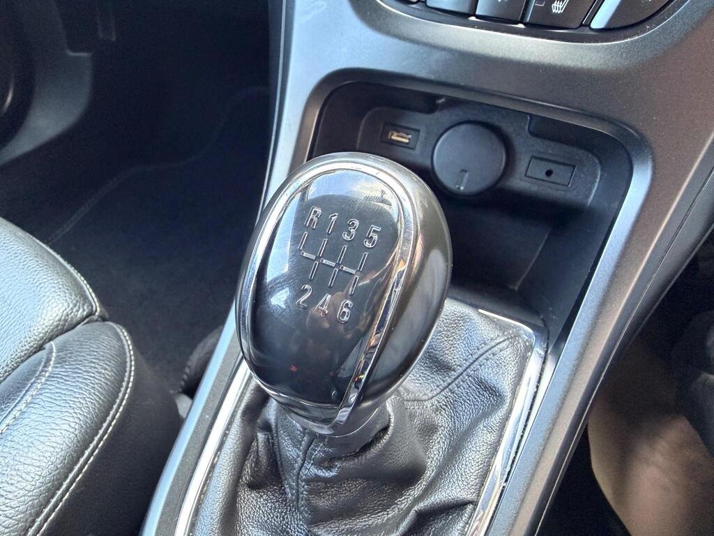 2015 Vauxhall Astra