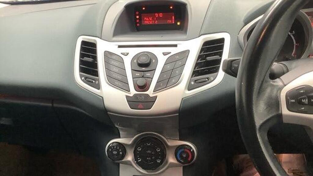 2010 Ford Fiesta