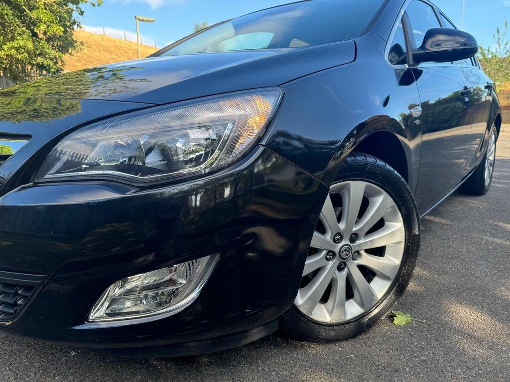 2010 Vauxhall Astra