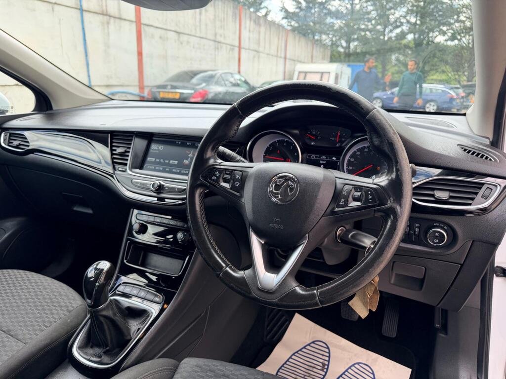 2019 Vauxhall Astra