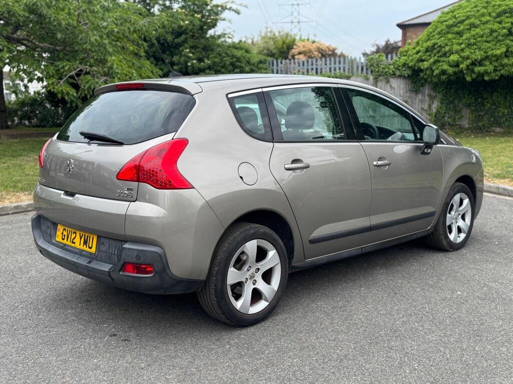 2012 Peugeot 3008