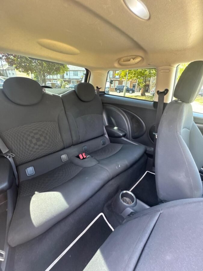2012 MINI Hatch