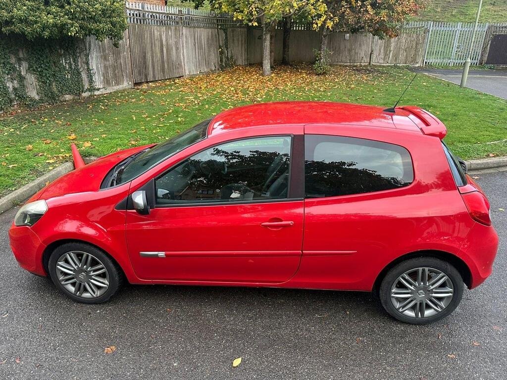 2011 Renault Clio