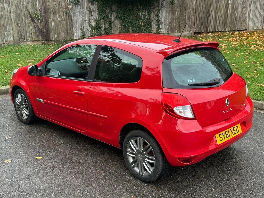 2011 Renault Clio