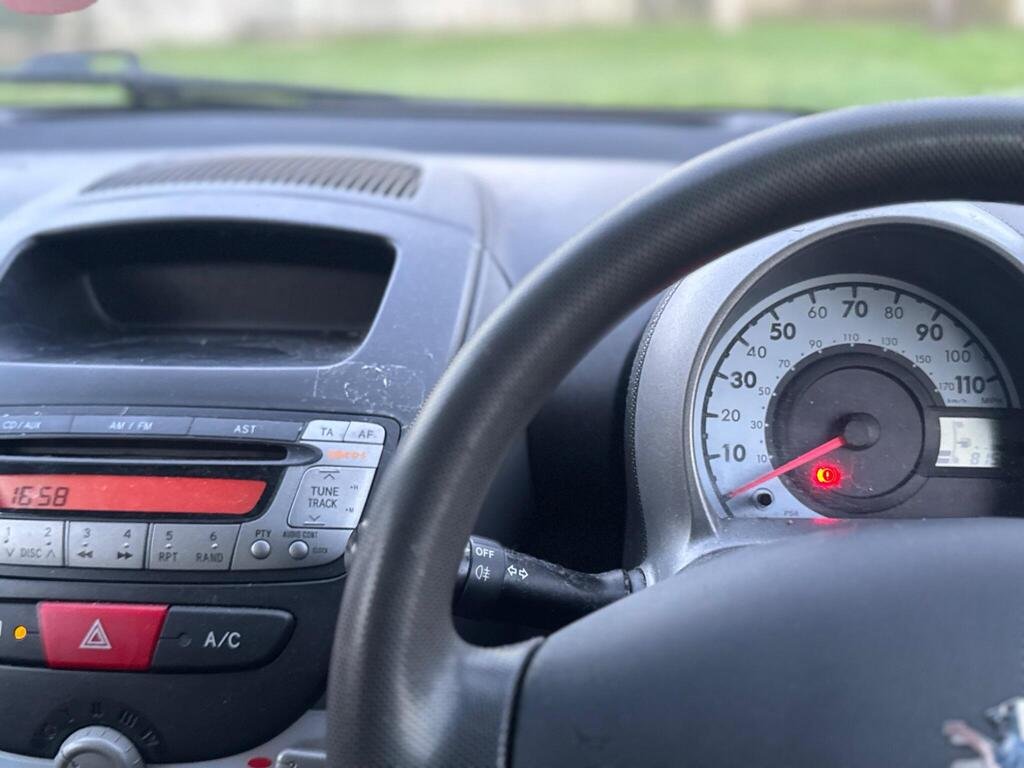 2011 Peugeot 107