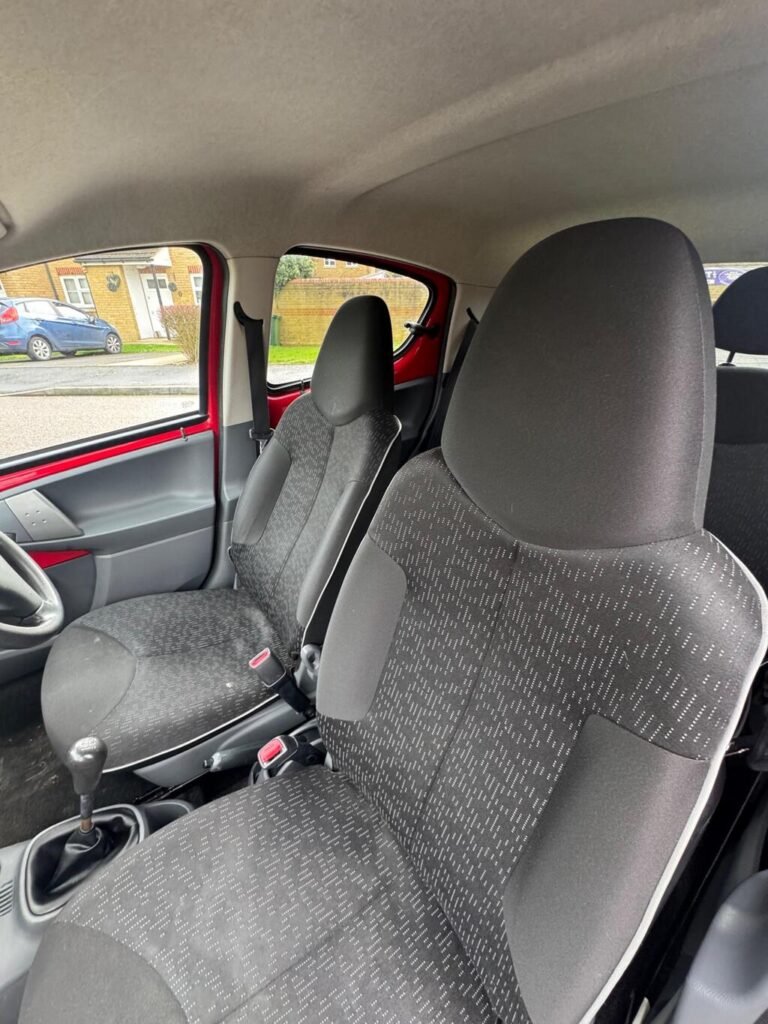 2011 Peugeot 107, photo 36
