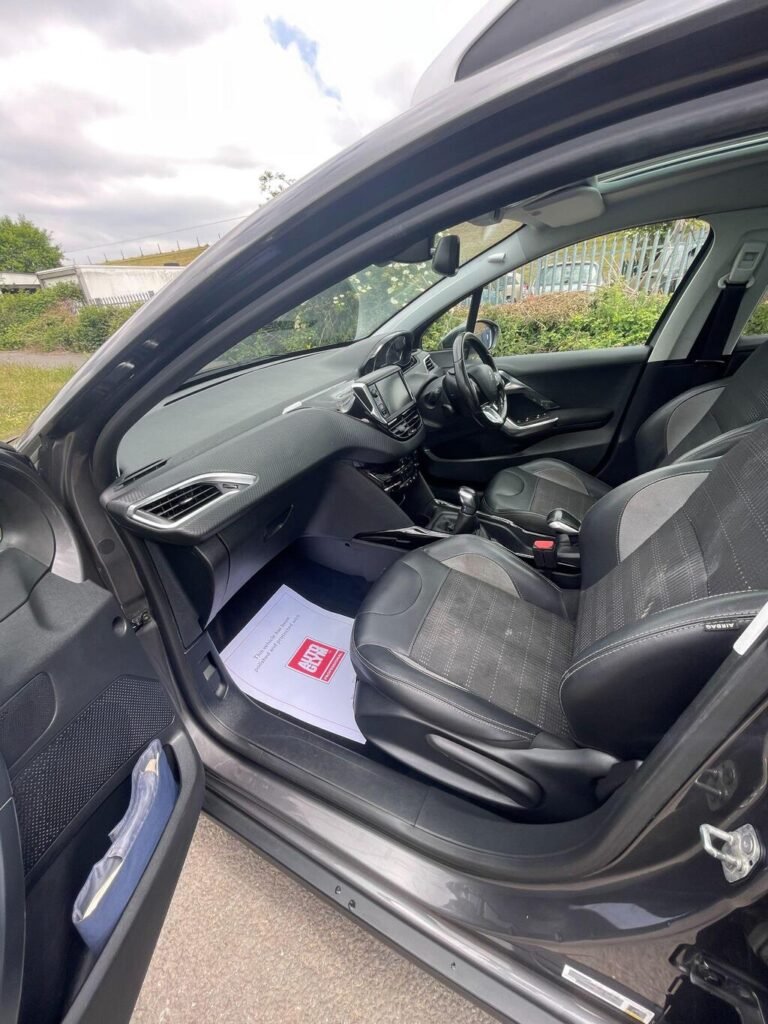 2018 Peugeot 2008, photo 15