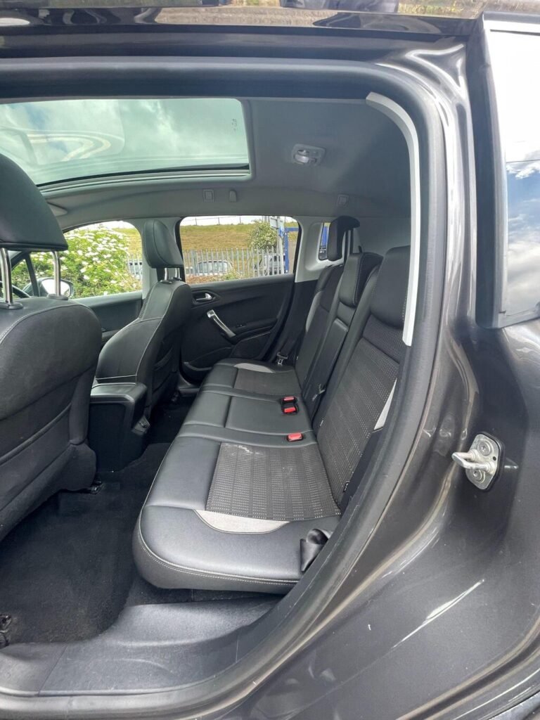 2018 Peugeot 2008, photo 17