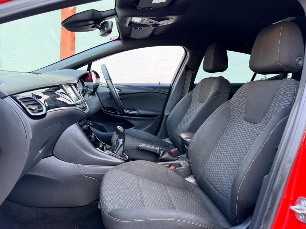 2016 Vauxhall Astra