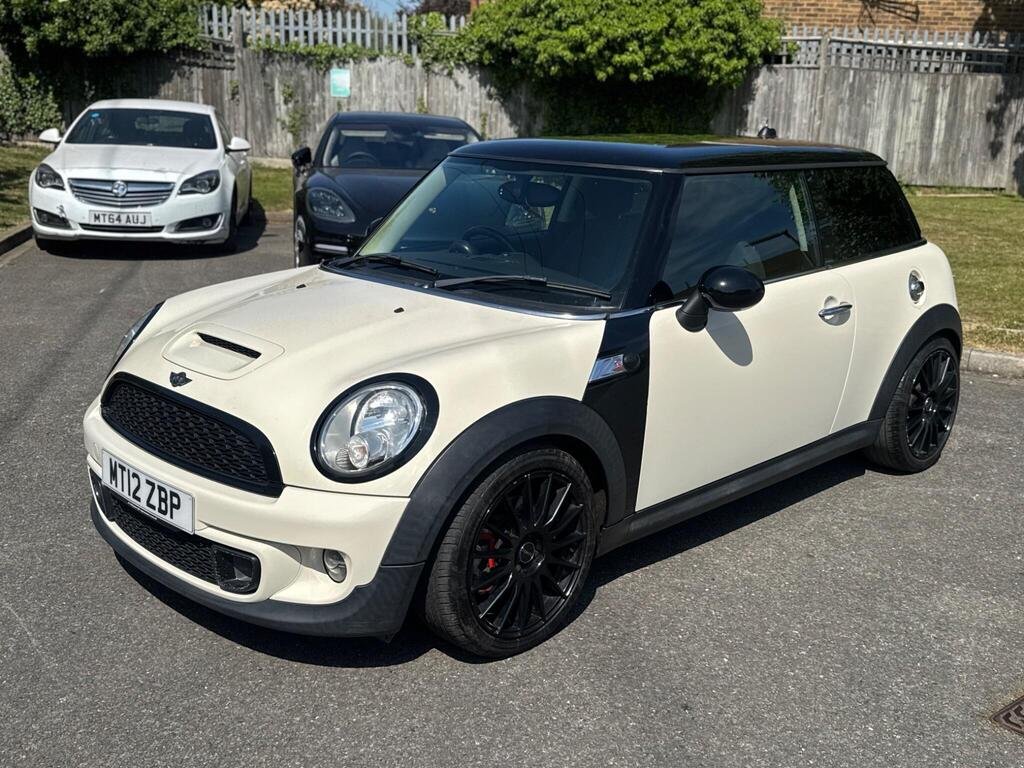 2012 MINI Hatch