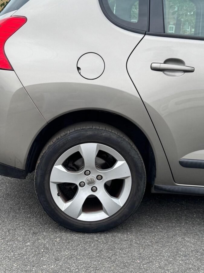 2012 Peugeot 3008