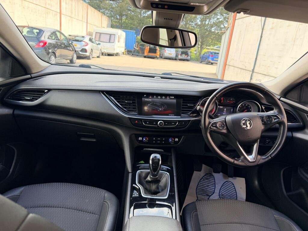 2018 Vauxhall Insignia