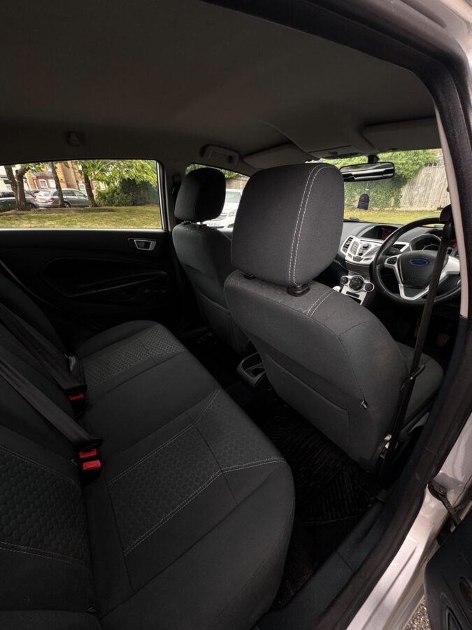 2011 Ford Fiesta