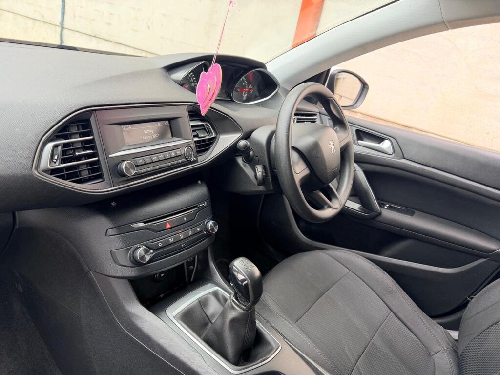 2017 Peugeot 308