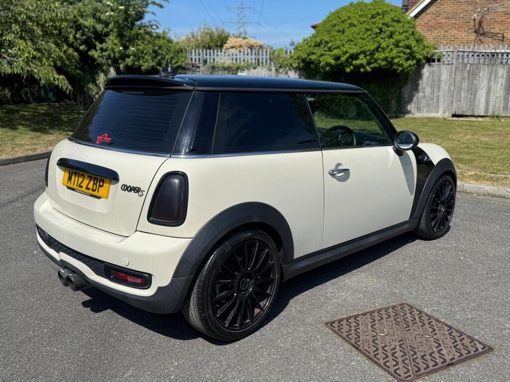 2012 MINI Hatch
