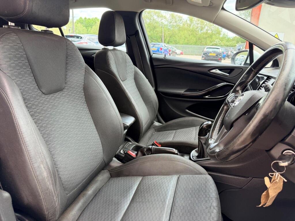 2019 Vauxhall Astra