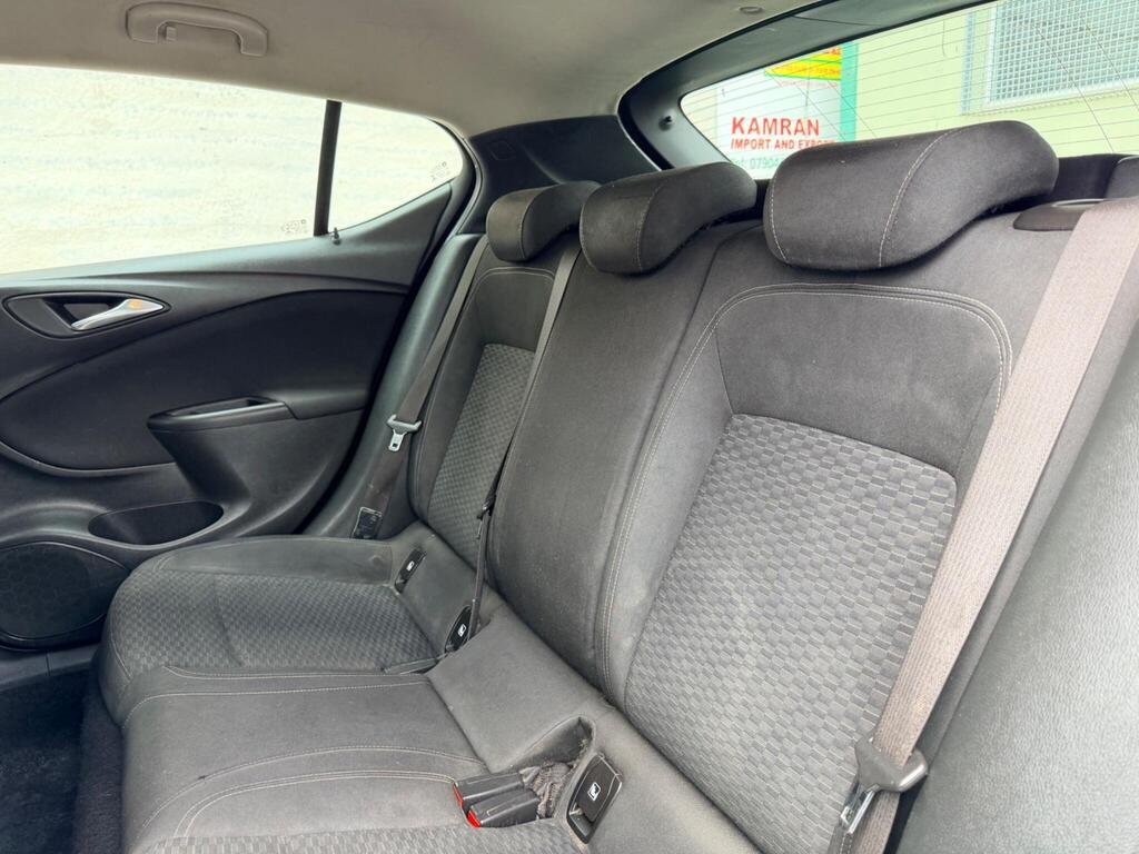 2019 Vauxhall Astra