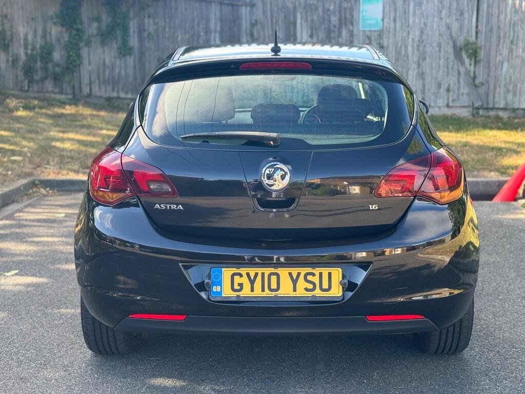 2010 Vauxhall Astra
