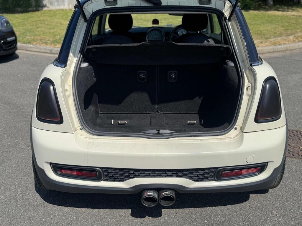 2012 MINI Hatch