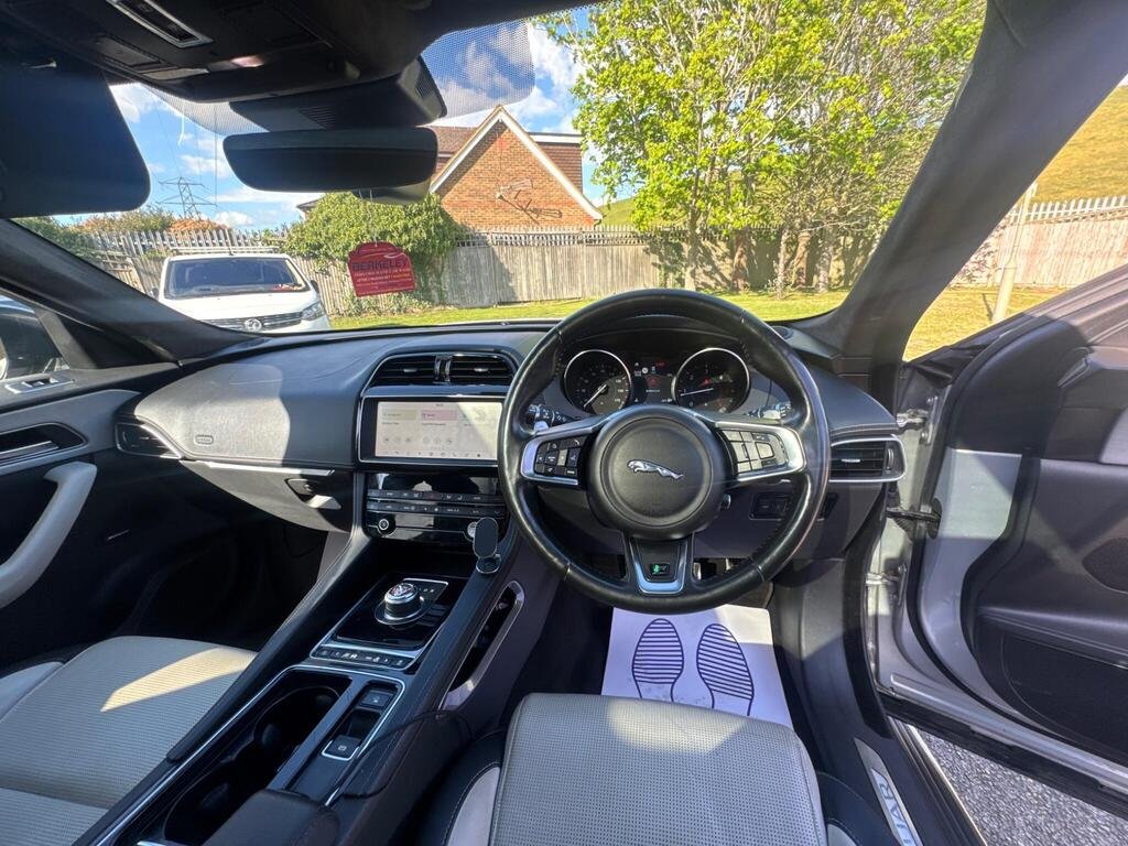 2018 Jaguar F-PACE