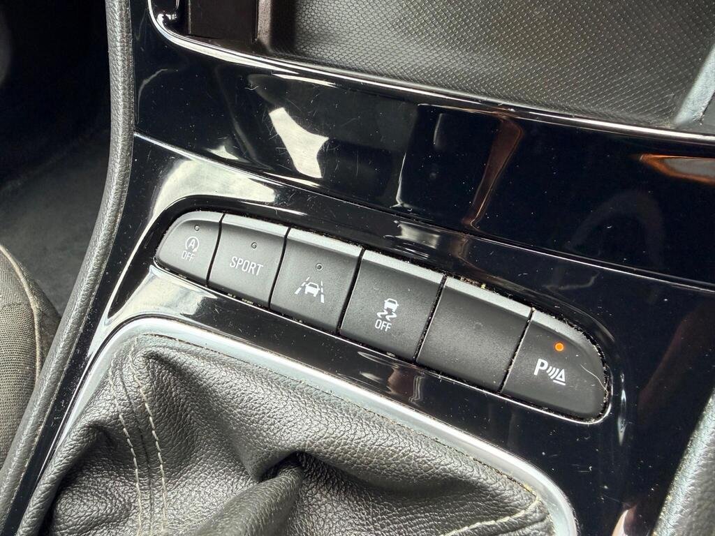 2019 Vauxhall Astra