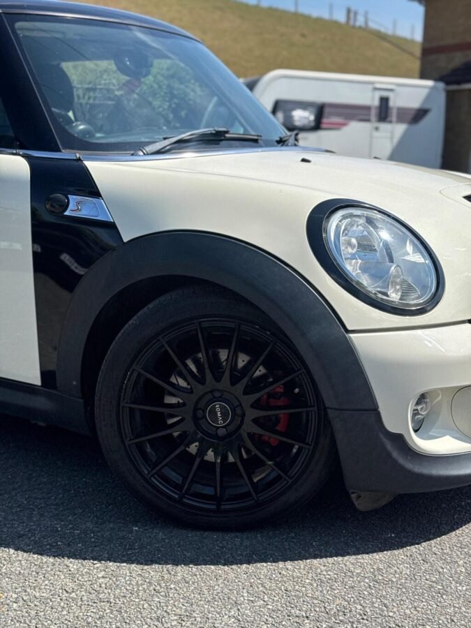 2012 MINI Hatch