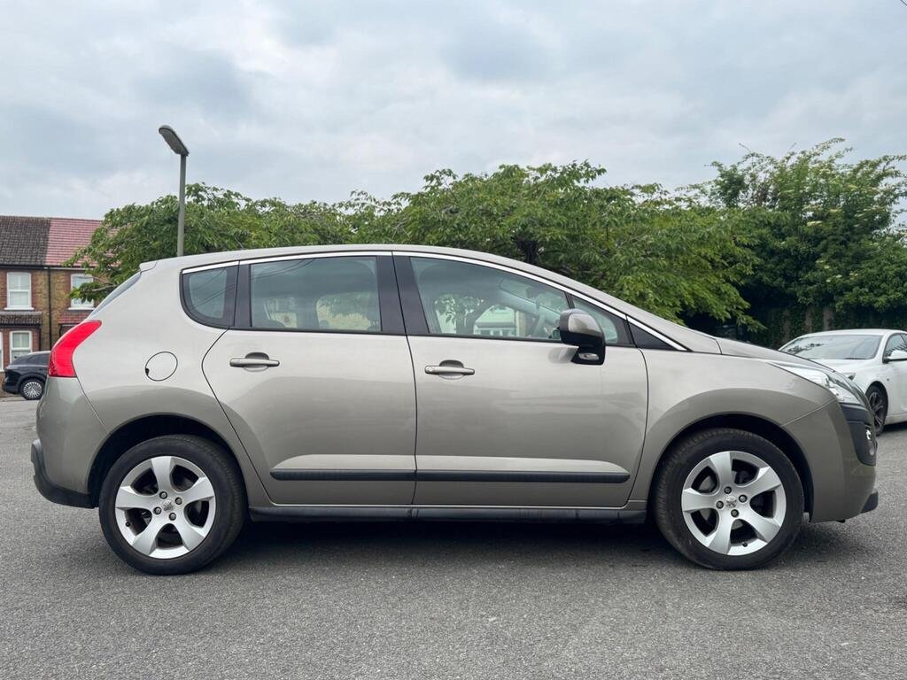 2012 Peugeot 3008