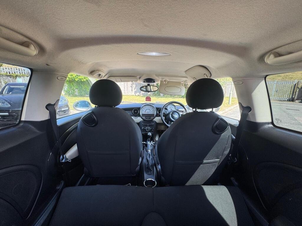 2012 MINI Hatch