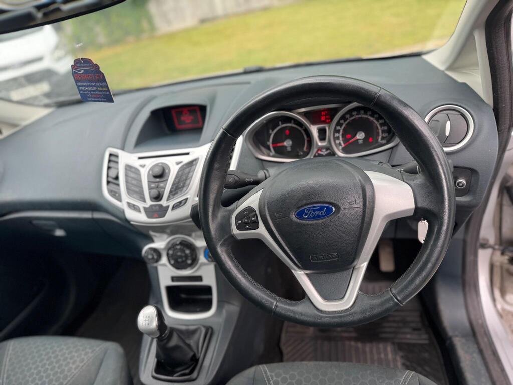 2011 Ford Fiesta