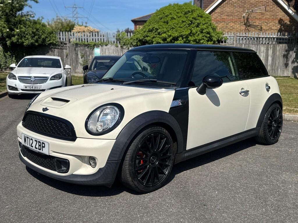 2012 MINI Hatch