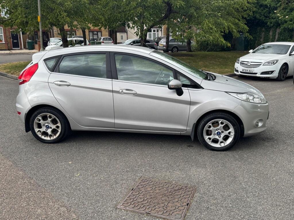 2011 Ford Fiesta
