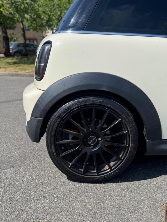 2012 MINI Hatch