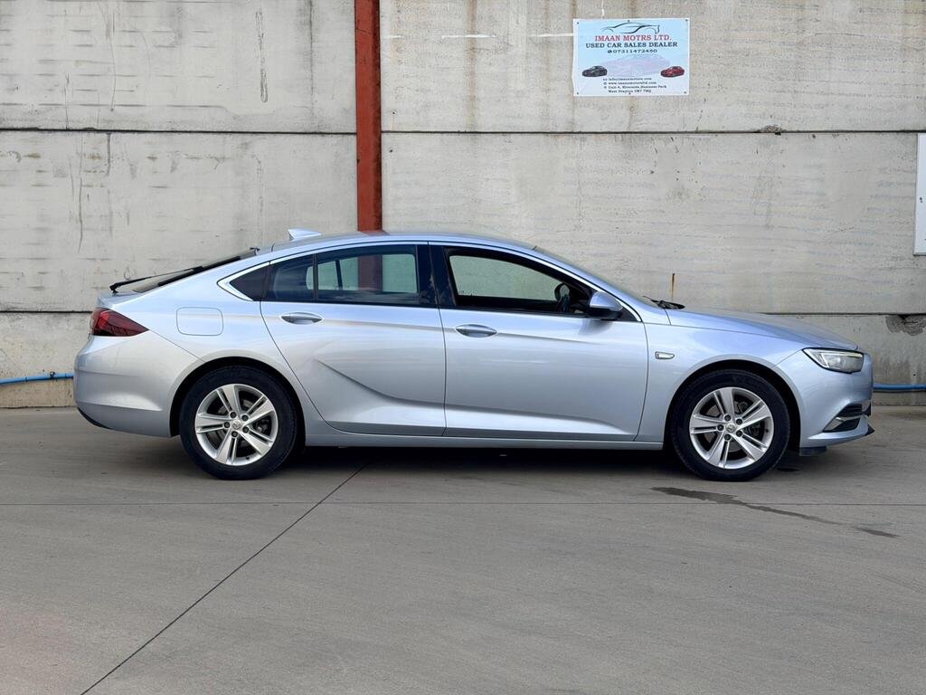 2018 Vauxhall Insignia